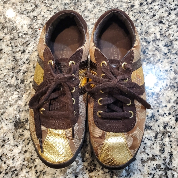 Coach Meagan Signature Logo Sneakers - Picture 4 of 9